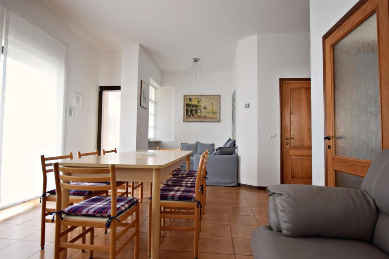 Villa Lory Lignano Sabbiadoro Bagian luar foto