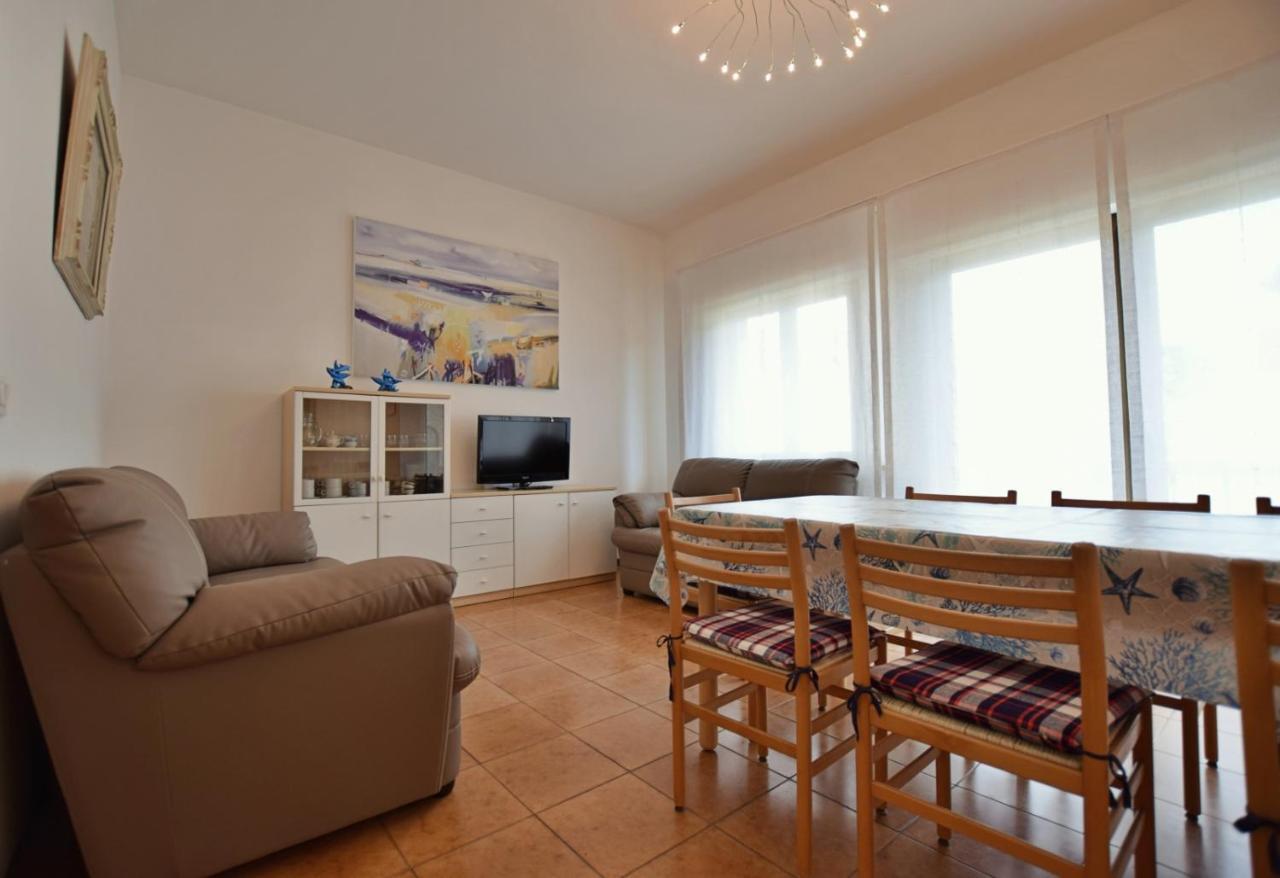 Villa Lory Lignano Sabbiadoro Bagian luar foto